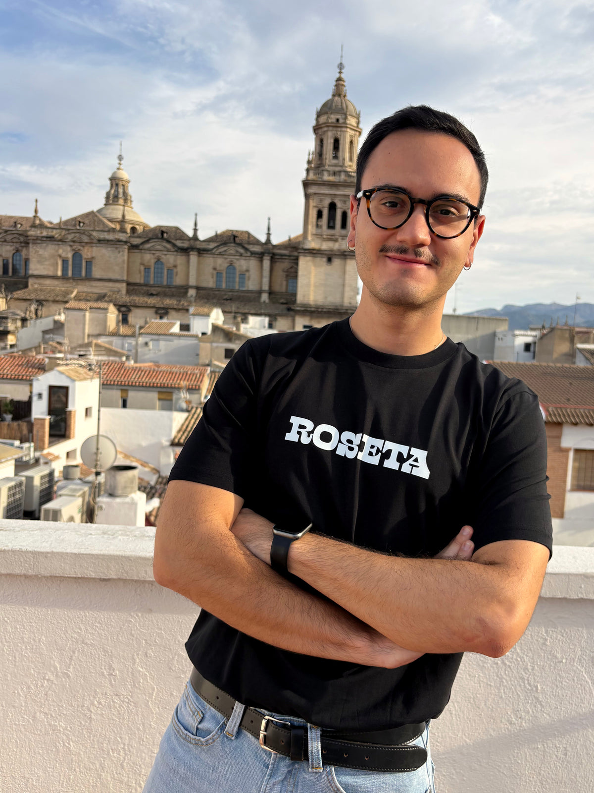 Camiseta negra - Roseta